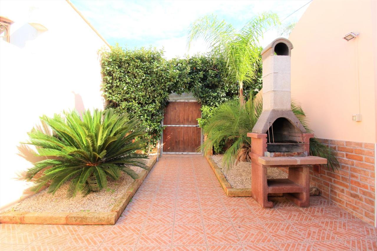 Villetta Climatizzata Mar Torre San Giovanni Ugento Exterior photo